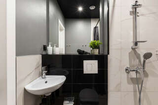 Отель Greenfeel Смоленск Смоленск Стандарт с двуспальной или двумя односпальными кроватями-5